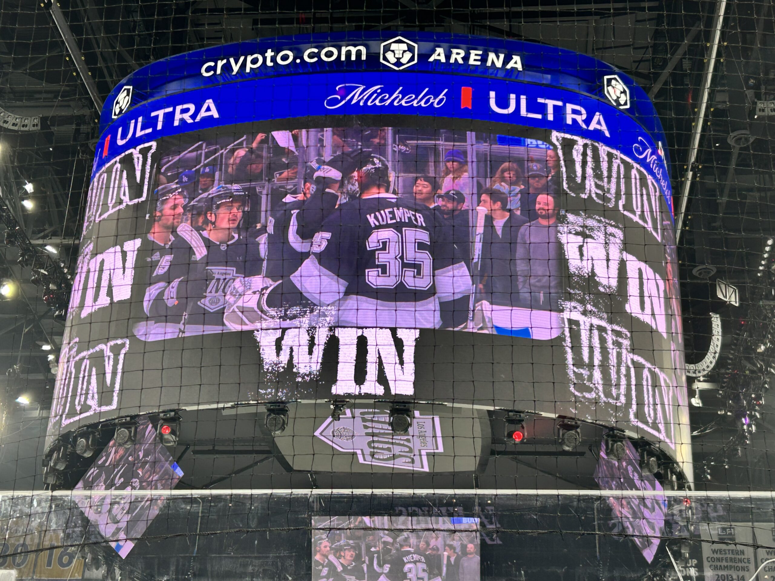 Image of the display in the arena showing the Kings won.